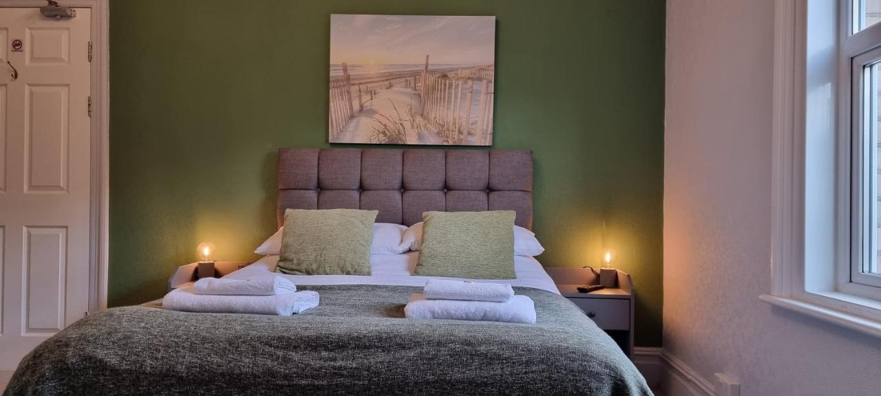 Rowcroft Lodge Guest House B&B เพนตัน ภายนอก รูปภาพ
