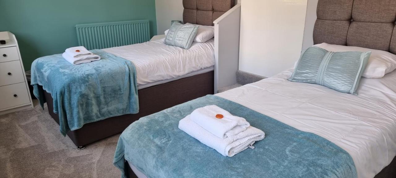 Rowcroft Lodge Guest House B&B เพนตัน ภายนอก รูปภาพ