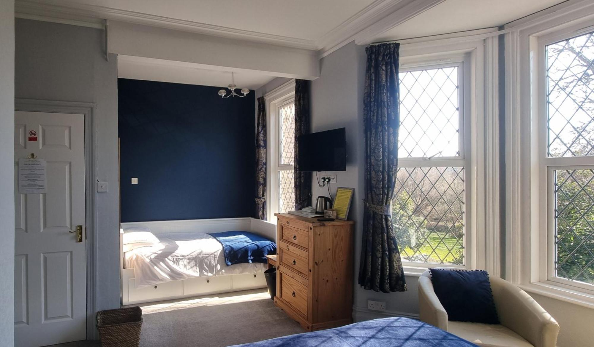Rowcroft Lodge Guest House B&B เพนตัน ภายนอก รูปภาพ
